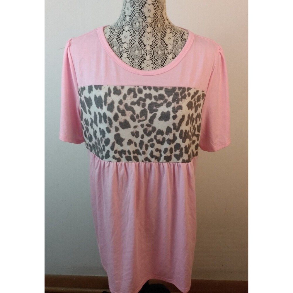 NWT GRECERELLE Women Pink With Animal Print Front Short Sleeves Baby Doll Top XL